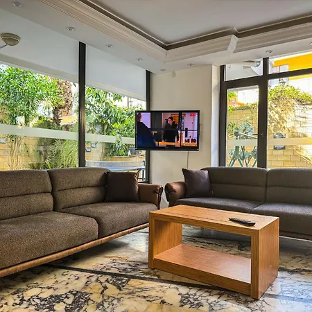 Casa Cleo Lejlighedshotel